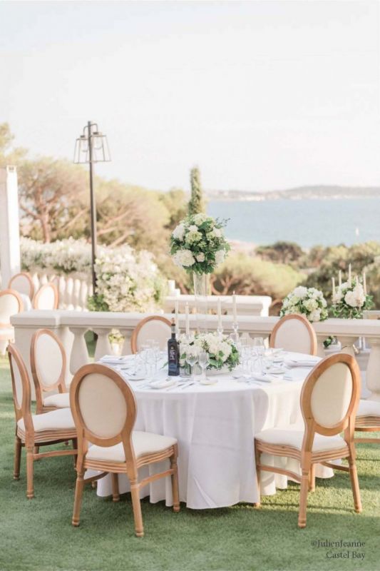 Location de Chaises Médaillon pour Mariage en Drôme et Ardèche