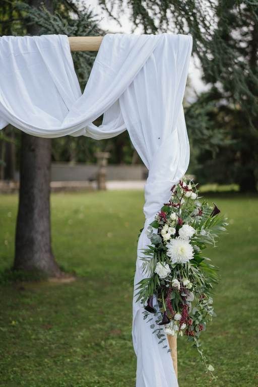Arche de cérémonie installation